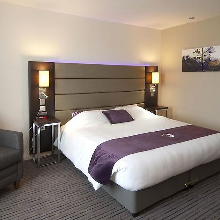 Premier Inn Harlow Exterior photo