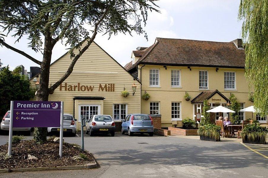 Premier Inn Harlow Exterior photo